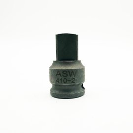 Verbindungsteil mit Innen- und Außenvierkant und...